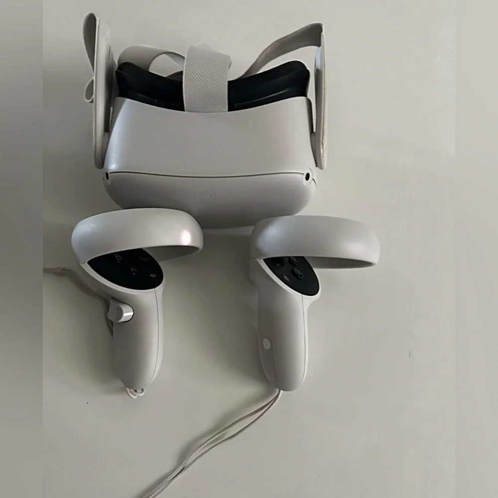 Meta Quest 2 Standalone VR Headset in White